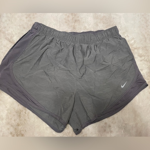 Grey Nike running shorts - Picture 1 of 2